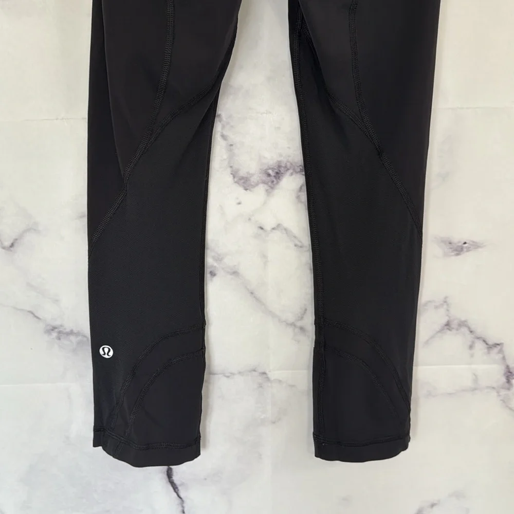 LULULEMON Run Inspire Crop II Block-It Pocket Black Size 2